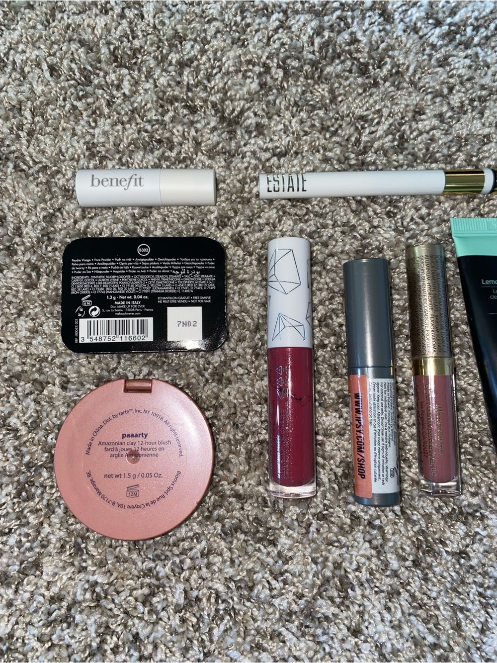 Makeup Sample Lot - Picture 4 of 5